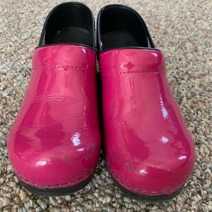 Sanita clogs